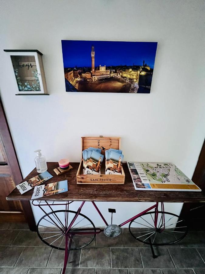 Podere La Miniera Relax & Food Сиена Екстериор снимка